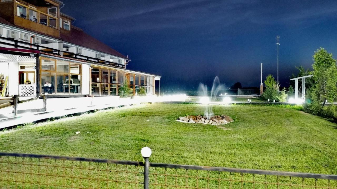 Marada Felix Hotell Hidişelul-de Sus Exteriör bild
